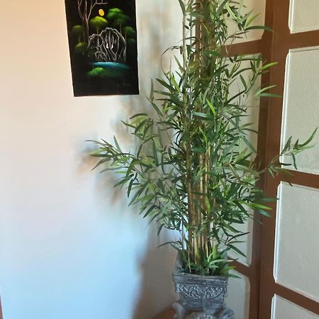 Hotel & Restaurant Isvara Breteuil Екстер'єр фото