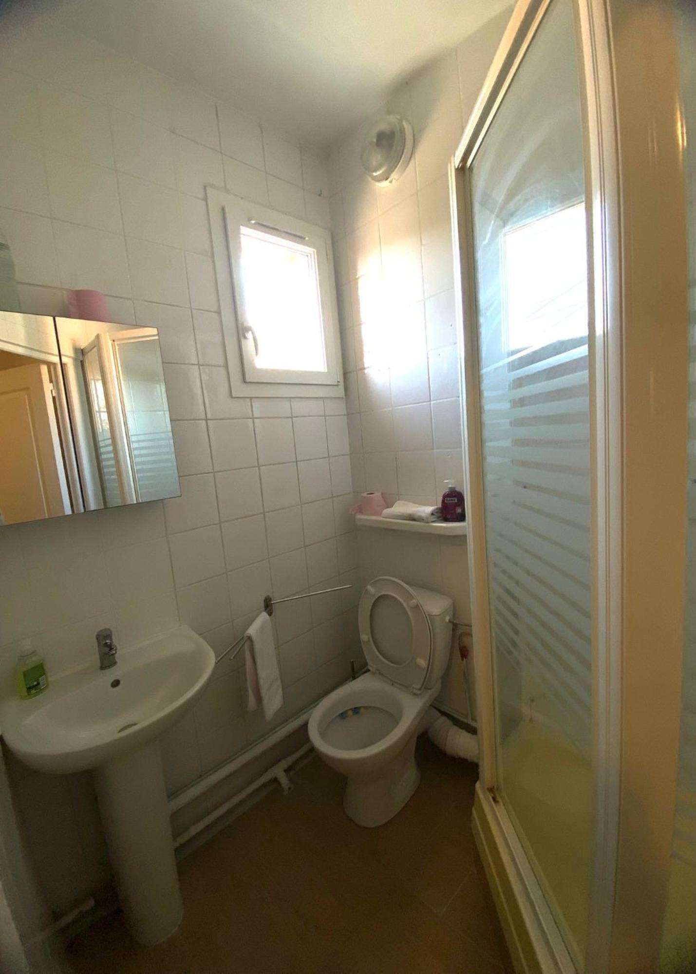 Hotel & Restaurant Isvara Breteuil Екстер'єр фото